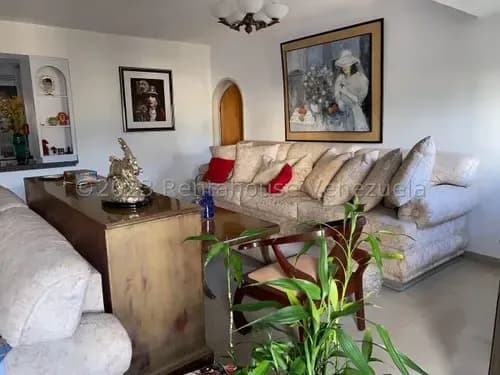 Apartamento En Venta Hermoso Y De Gran Tamaño, Planta Y Pozo, En Valles De Camoruco Valencia, Diana C 26-5939