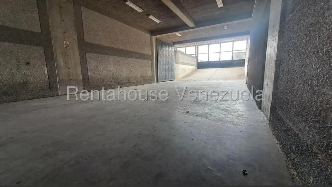 Comercial (Galpon - Deposito) en Alquiler en La Yaguara, Distrito Metropolitano