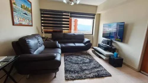 Yt Alquiler De Apartamento En Las Chimeneas Res Alto Claro