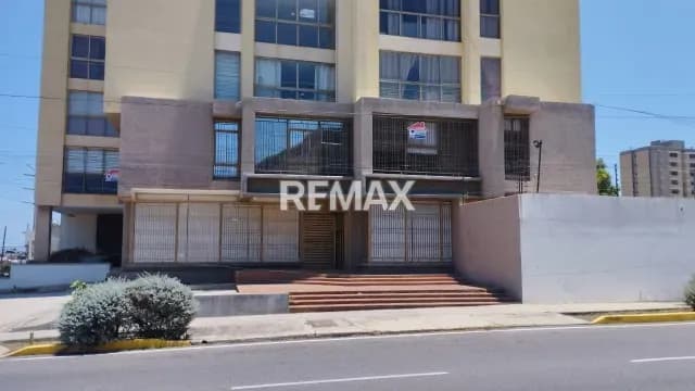 VENTA LOCAL COMERCIAL EN DR.PORTILLO
