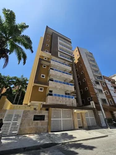 Lisbeth Garcia Vende Apartamento A Estrenar En La Urb. El Bosque, Las Delicias