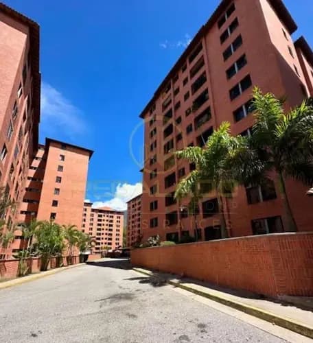 Eav-1778 Penthouse Conjunto Residencial El Rodeo Avenida Las Américas Municipio Libertador Estado Mérida