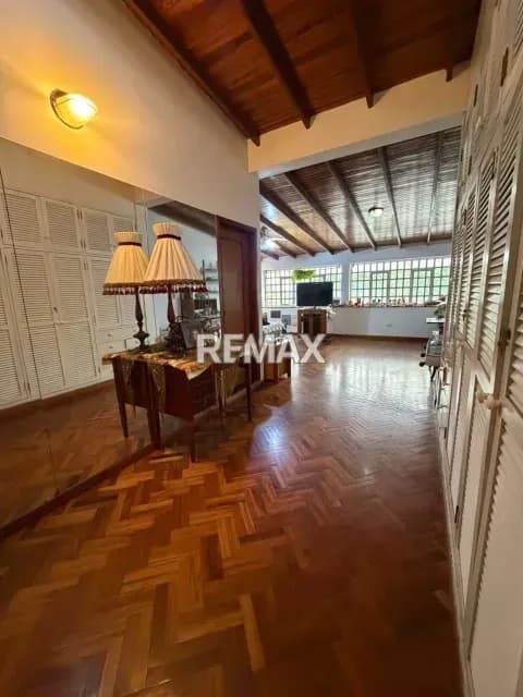 CASA EN VENTA CANEYES