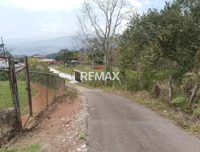 Parcela en Helechales