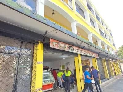 LOCAL COMERCIAL EN LA AV PORTUGUESA DE ANACO
