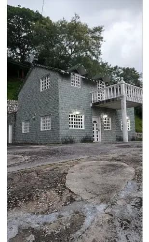 En Venta Chalet Tipo Holandés En San Juan De Los Morros, Guárico