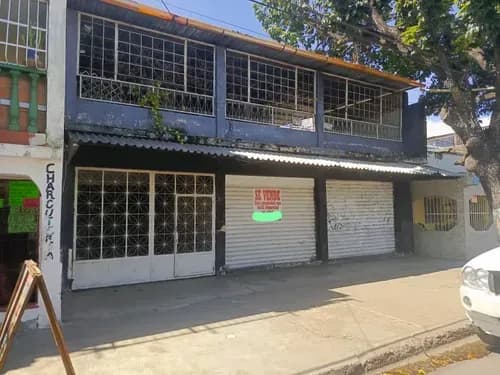 Casa Con Dos Locales Comerciales En Venta En Av Branger Ls