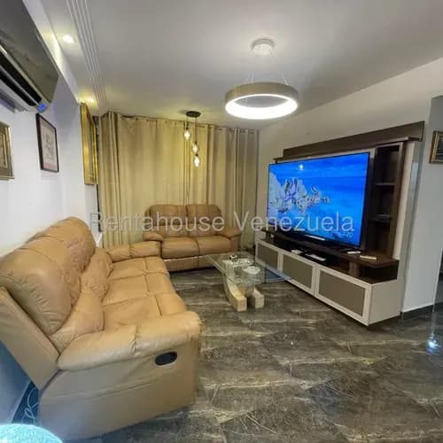 Apartamento En Alquiler En Los Palos Grande #26-19208 Myp