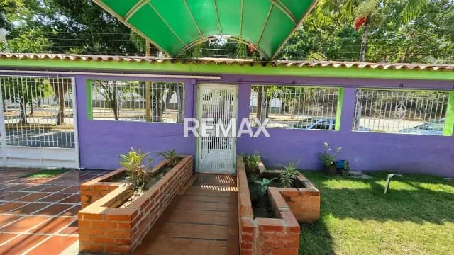 CASA EN LAS 4 AVENIDAS DE PREBO