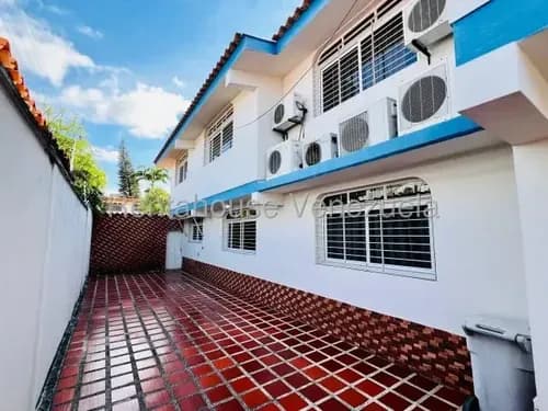 Lcda. Milagros Carrasquel Casa Venta Barquisimeto Lara Zona Este Barisi Economica Residencial Economico Código Inmobiliaria Rent-a-house 26-17816