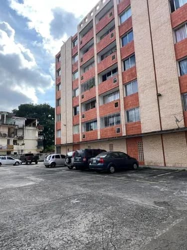 Apartamento En Venta Res Caroni Suites Av Bolivar Jc-lp