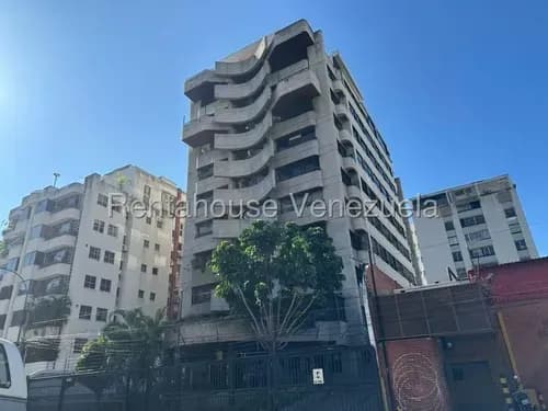 Apartamento En Alquiler En Los Palos Grandes, #26-15154, Josmary Sanjuan