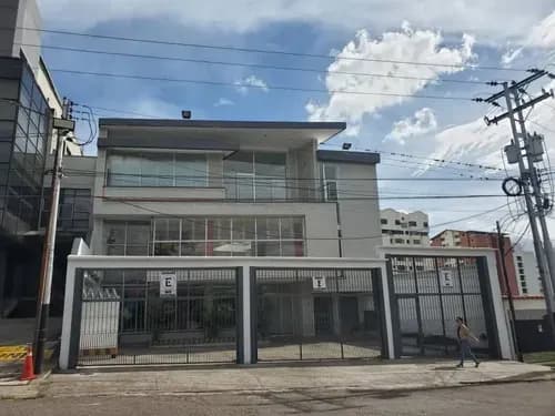 Local Ccial En Alquiler Pueblo Nuevo San Cristóbal Mg388
