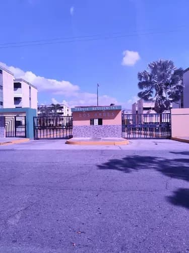 Apartamento En Venta En San Diego Res Los Andes Ls