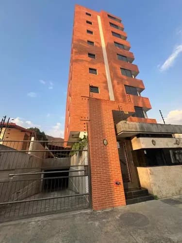 Penthouse En Venta Con Terraza En Los Caobos, Maracay