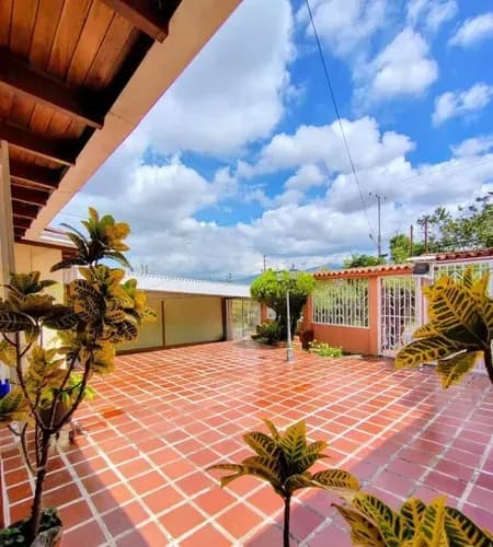 Oportunidad Venta Amplia Casa Un Solo Nivel Pueblo Nuevo Via Polígono San Cristóbal Táchira Venezuela Ygn