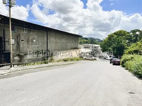 Alquilo El Espacio Industrial Ideal Para Tu Negocio ...el Encantado !!!! Galpón, Ubicado En Una Zona Industrial Segura Y De Fácil Acceso, Ofrece La Flexibilidad Que Necesitas ....