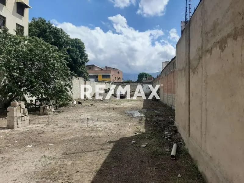 Terreno en venta ubicado en Santa Rosa Maracay