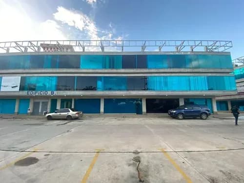 Local En Pb Cc Aerocentro Zona Industrial Al Lado Del Aeroclub