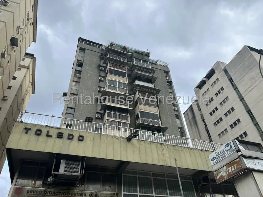 Apartamento (1 Nivel) en Venta en El Marques, Distrito Metropolitano