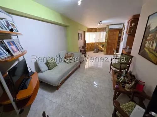 Apartamento En Alquiler El Paraíso. 20962