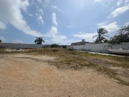 Leyda Moncada. Vende Terreno En Chichiriviche. Edo. Falcón. Venezuela