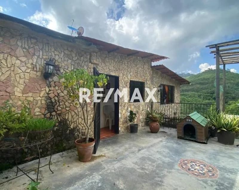 Propiedad Multifamiliar en Venta, San Diego de los Altos