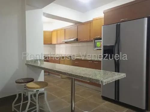Apartamento Amoblado En Alquiler En Bellas Artes Mls #25-16732 Yh
