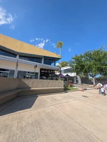 Momentum Local En Venta En Centro Comercial Prisma Guacara Carabobo