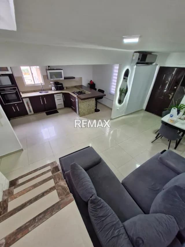 Se Vende Bello Pent House Duplex Esquinero Terrazas de San Diego semi Equipado