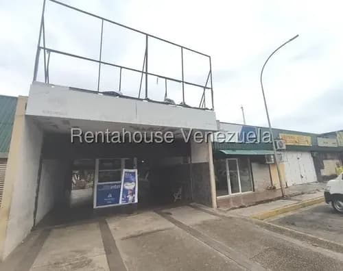 Local Comercial De 243 Mts. Ubicado En Centro Comercial Totalmente Operativo. Ideal Para Para Negocio De Distrucion De Alimentos