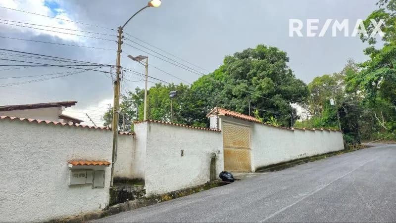 Hermosa Casa en Venta ubicada en la Urbanización Los Guayabitos