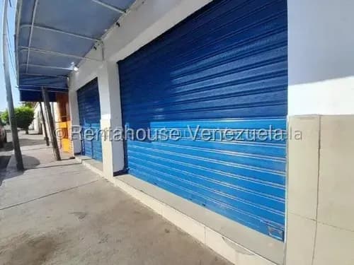 Maritza Lucena Tiene Local Comercial En Alquiler En Cabudare, Ideal Para Cualquier Actividad Ecómica, Con Gran Fluidez Peatonal Y Vehicular.