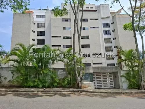 Muy Claro Y Seguro Apartamento En Alquiler. Colinas De Valle Arriba Yg 26-17026 Ll