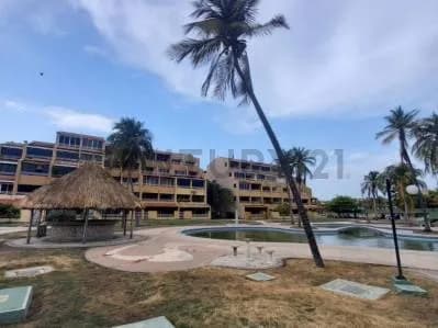 APARTAMENTO VACACIONAL EN VILLASOL SUITES