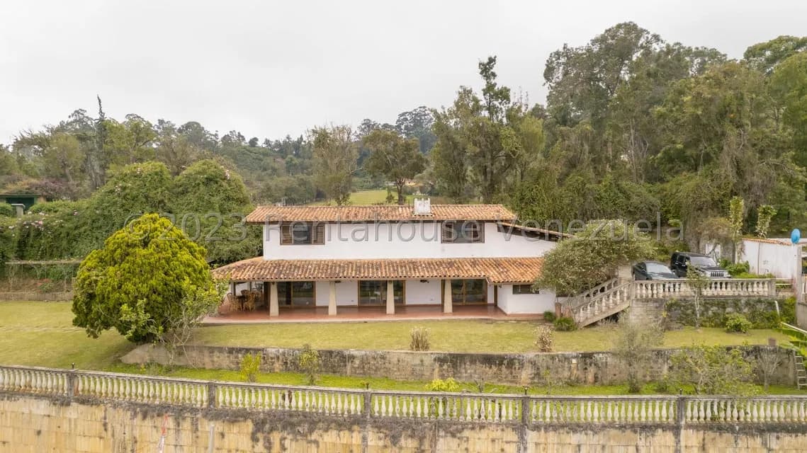 Casa (Multipes Niveles) en Venta en El Junko Country Club, Vargas