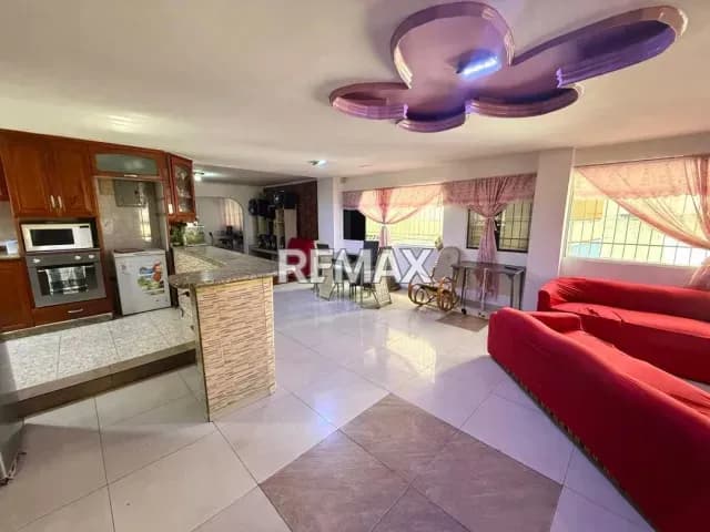 Amplio y Moderno Apartamento en Altagracia