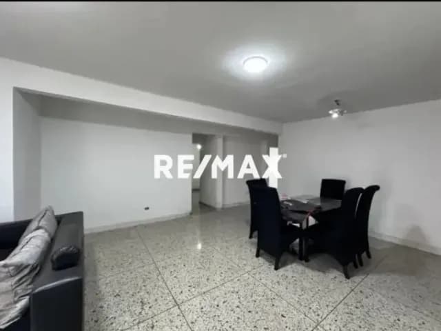 CASA VENTA URBANIZACIÓN LA ROTARIA ZONA OESTE MARACAIBO