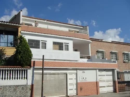 Casa En Venta La California Norte 23-26392 Mc