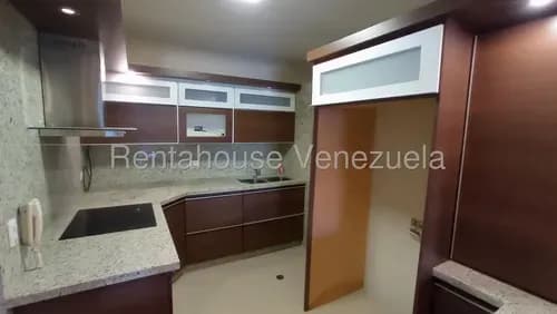 Apartamento En Alquiler | Zona Exclusiva De Barquisimeto | 3 Hab + 3 Baños | Máximo Confort, Nueva Segovia Barquisimeto