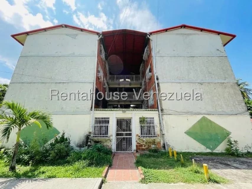 Apartamento (1 Nivel) en Alquiler en Madre Maria, Aragua