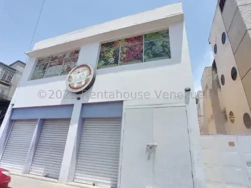 Local Comercial De 328 En Venta Av. Fuerzas Aereas Maracay 25-15895 Avel