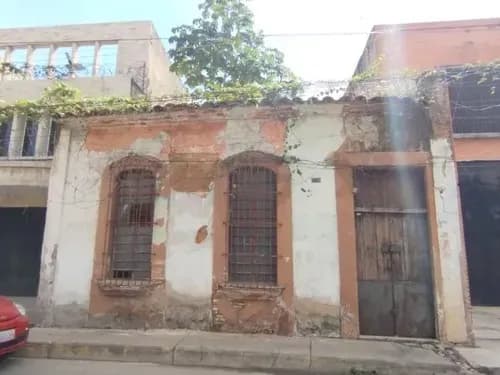 Terreno En Venta Centro De Valencia | 288m2 | Punto Comercial Estratégico De Alto Tráfico | Ideal Para Locales Almacén O Proyecto Comercial | En El Casco Histórico (e&m)