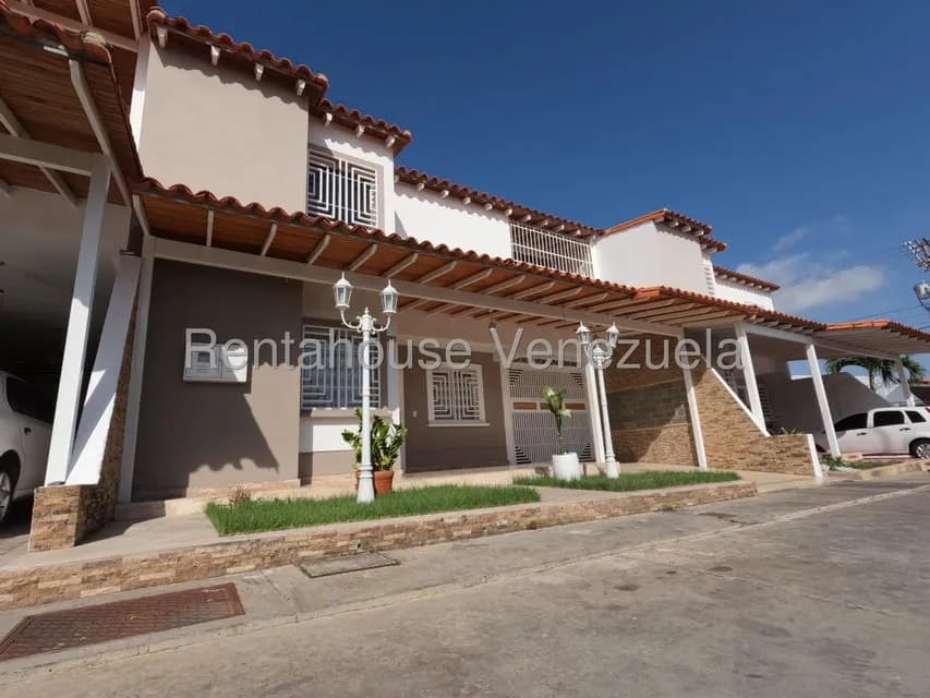 Casa (Duplex) en Venta en Roca Del Valle, Lara