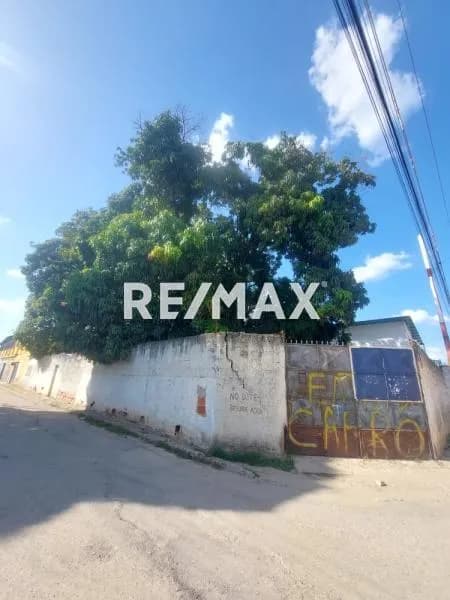 En Venta Terreno ubicado en av Principal Coropo, Santa Rita