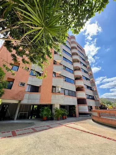 Alquiler De Apartamento En Colinas De Valle Arriba