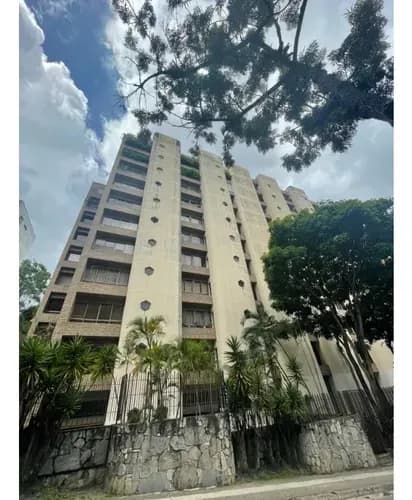 Venta Apartamento 330m2 4h+2s/4,5b+s/4p Los Naranjos