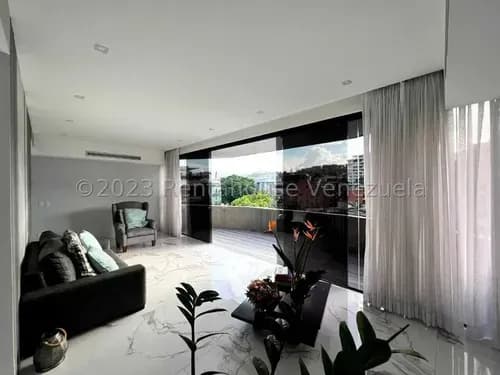 Apartamento Ph En Venta En Los Naranjos De Las Mercedes Dúplex En Calle Cerrada Con Vigilancia, Excelentes Áreas Sociales En El Edificio Y Maravillosa Vista Panorámica Al Ávila