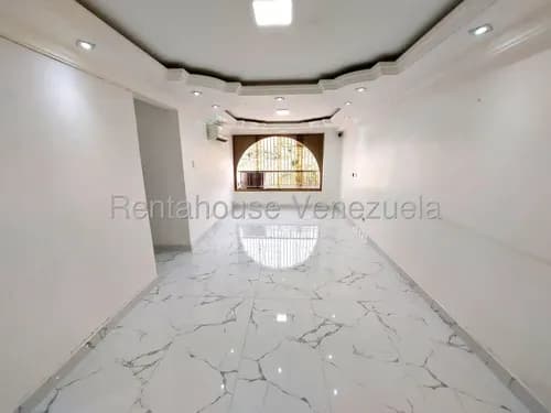 Apartamento En Alquiler En Montalban Iii #26-22048 Myp