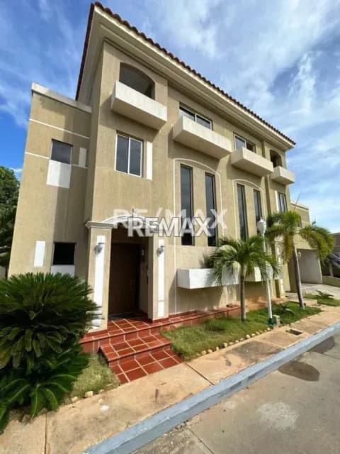Casa en Alquiler Cabo
